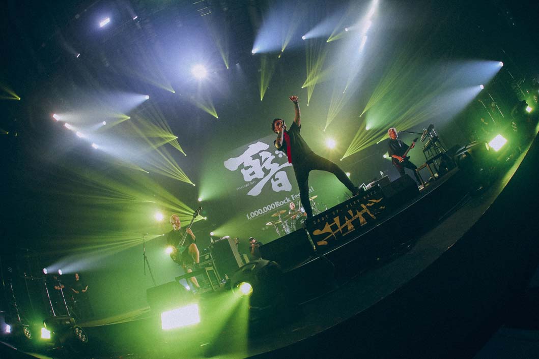 SiM